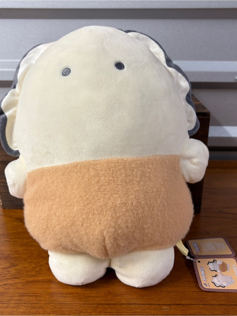 Mashumocchi Centripetal Friends Big Oyster Plush Stuffed Animal